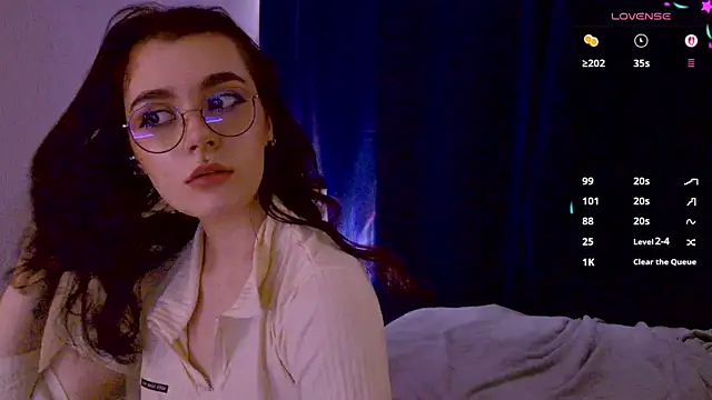 ElizabethMilller  online show from 12, 7, 2026