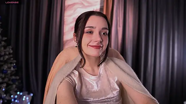 ElizabethMilller  online show from 12, 1, 2026