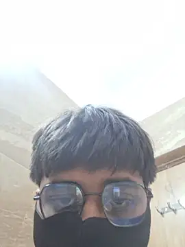 Snapshot of UsurpedThaw chatting on 18, 11, 2025 UsurpedThaw online show from 18, 11, 2025