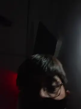 Snapshot of UsurpedThaw chatting on 25, 11, 2025 UsurpedThaw online show from 25, 11, 2025