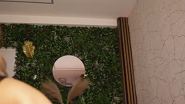 sisi von dee online show from 5, 3, 2026