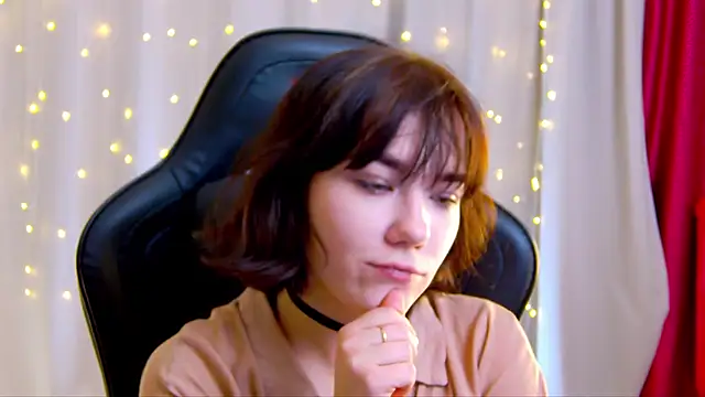 Snapshot of Kelly_foox chatting on 16, 10, 2025 Kelly foox online show from 16, 10, 2025