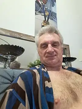 Vintermelon2 online show from 23, 2, 2026