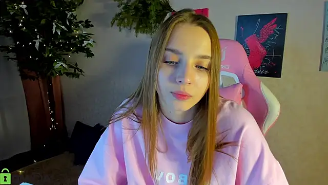 L1na Reeds online show from 20, 12, 2025