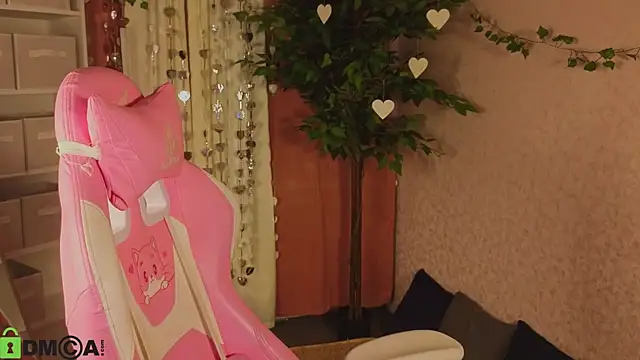 L1na Reeds online show from 10, 2, 2026