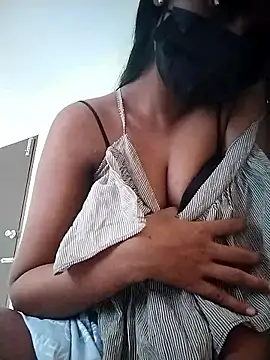 Snapshot of hottywife-03 chatting on 18, 6, 2026 hottywife-03 online show from 18, 6, 2026