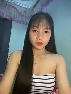 Snapshot of banlinh004 chatting on 21, 7, 2026 banlinh004 online show from 21, 7, 2026