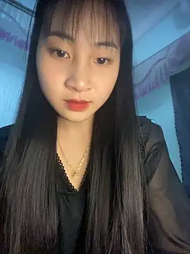 Snapshot of banlinh004 chatting on 22, 11, 2025 banlinh004 online show from 22, 11, 2025