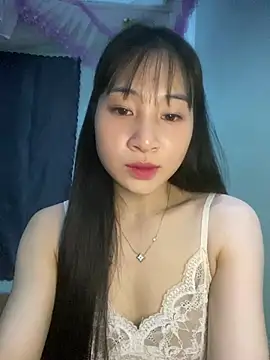 Snapshot of banlinh004 chatting on 1, 7, 2026 banlinh004 online show from 1, 7, 2026
