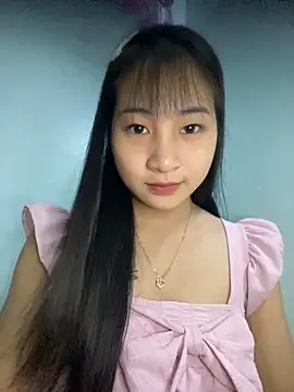 banlinh004 online show from 4, 10, 2025