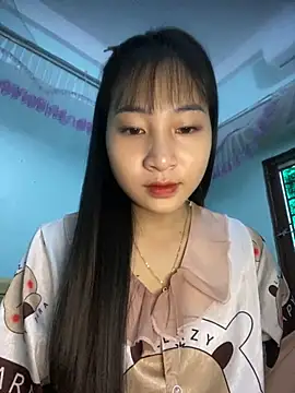 Snapshot of banlinh004 chatting on 11, 11, 2025 banlinh004 online show from 11, 11, 2025
