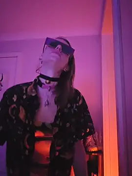 lonely Cosplay chick online show from 15, 12, 2025