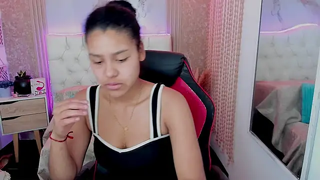 AriaVega online show from 1, 3, 2026