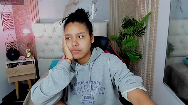 AriaVega online show from 2, 4, 2026