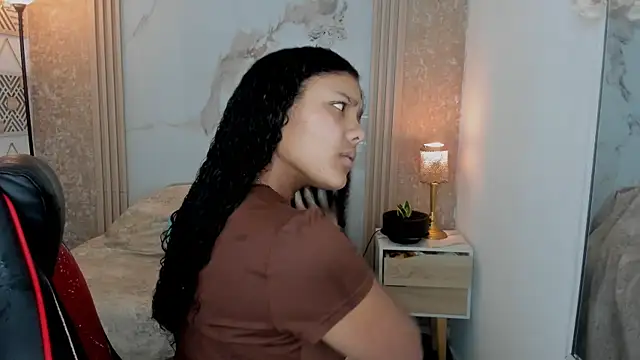 Snapshot of AriaVega chatting on 9, 6, 2026 AriaVega online show from 9, 6, 2026