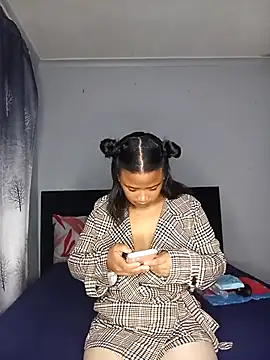 Snapshot of Sultrytits6 chatting on 16, 11, 2025 Sultrytits6 online show from 16, 11, 2025