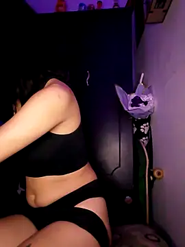 Alana Martinez  online show from 12, 10, 2025