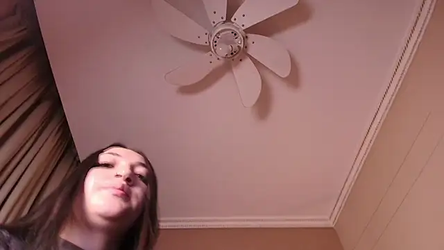 LilithEsme online show from 15, 1, 2026