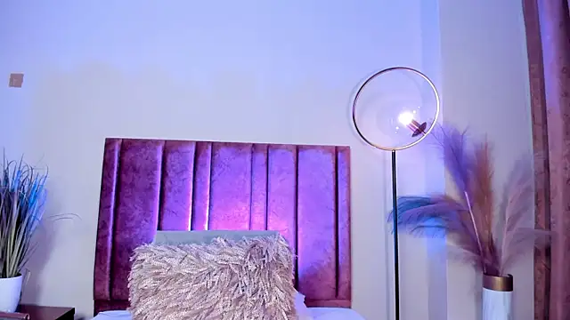 LilithEsme online show from 14, 1, 2026