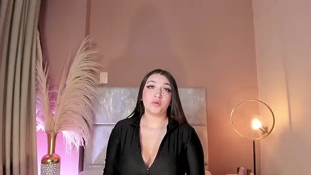 Snapshot of LilithEsme chatting on 5, 11, 2025 LilithEsme online show from 5, 11, 2025