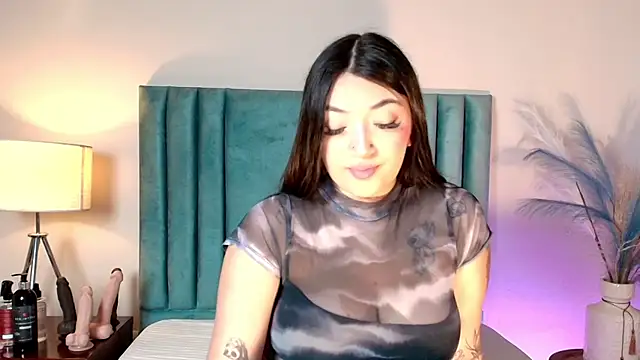 Snapshot of LilithEsme chatting on 31, 10, 2025 LilithEsme online show from 31, 10, 2025