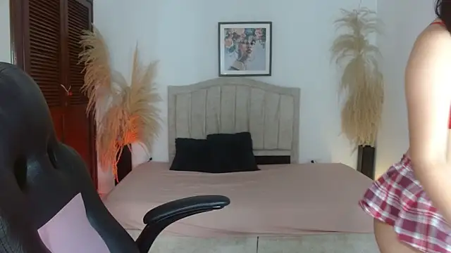 annyrusso online show from 23, 2, 2026