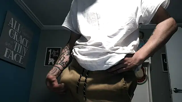 DDAADDYY256 online show from 4, 10, 2025