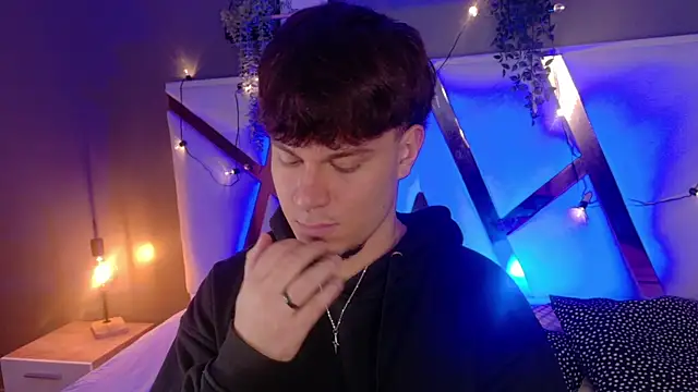 LiamThunder05  online show from 19, 11, 2025