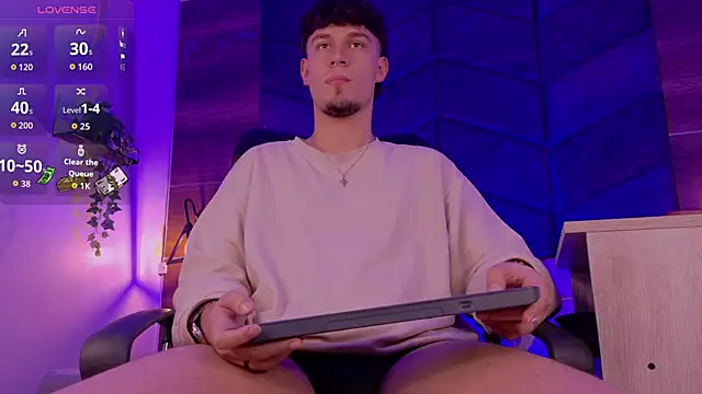 LiamThunder05  online show from 10, 11, 2025