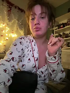 Snapshot of bebecita_x chatting on 16, 12, 2025 bebecita x online show from 16, 12, 2025