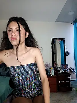 caramel doll   online show from 12, 11, 2025