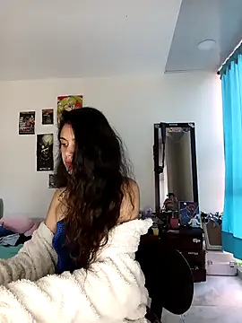 caramel doll   online show from 18, 10, 2025