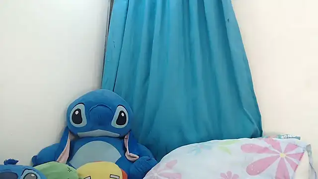 caramel doll   online show from 13, 4, 2026