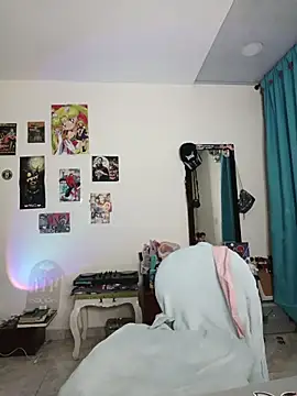 caramel doll   online show from 17, 12, 2025