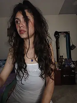 caramel doll   online show from 6, 11, 2025