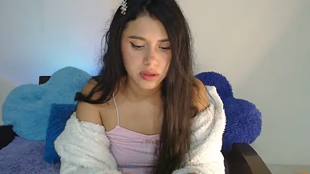caramel doll   online show from 15, 5, 2026