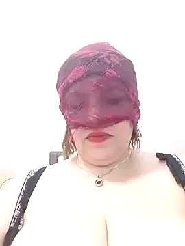 Snapshot of -Sonbola chatting on 18, 10, 2025 -Sonbola online show from 18, 10, 2025