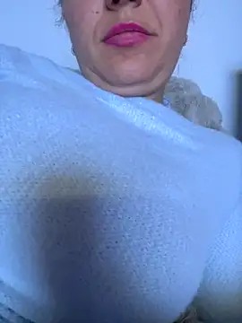 Daiana Andra online show from 7, 11, 2025