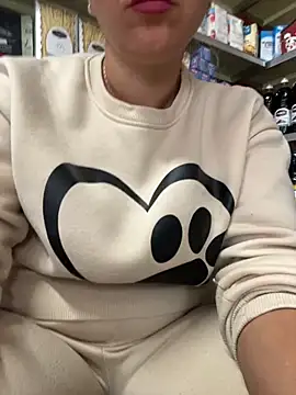 Daiana Andra online show from 11, 10, 2025