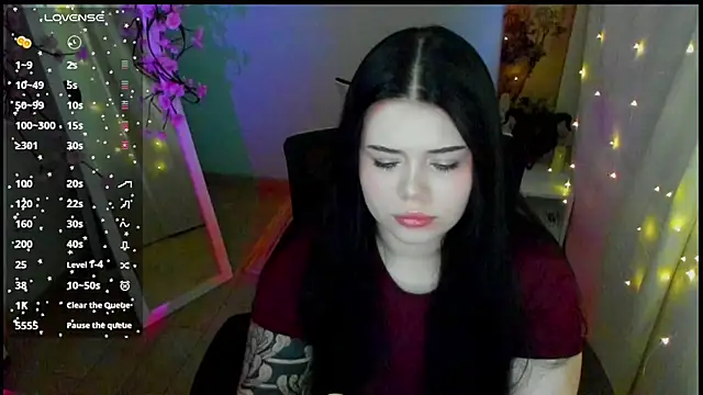 Snapshot of Mona_Esty chatting on 4, 5, 2026 Mona Esty online show from 4, 5, 2026
