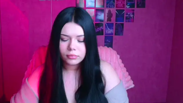 Snapshot of Mona_Esty chatting on 3, 11, 2025 Mona Esty online show from 3, 11, 2025