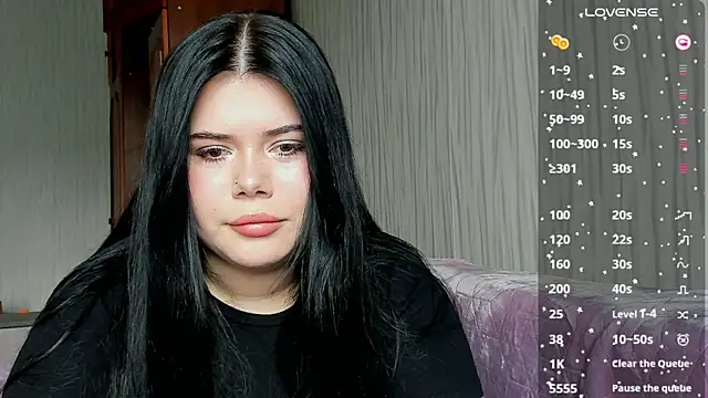 Snapshot of Mona_Esty chatting on 5, 6, 2026 Mona Esty online show from 5, 6, 2026