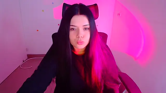 Snapshot of Mona_Esty chatting on 10, 10, 2025 Mona Esty online show from 10, 10, 2025