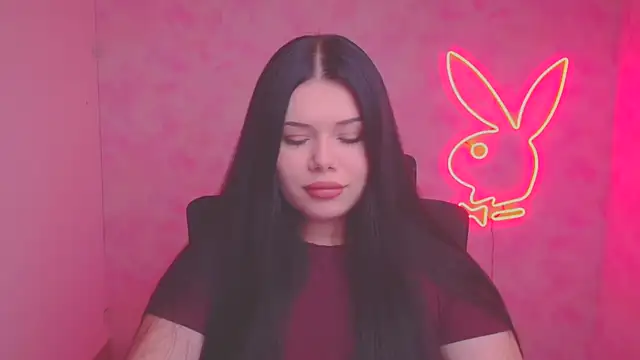 Snapshot of Mona_Esty chatting on 28, 10, 2025 Mona Esty online show from 28, 10, 2025