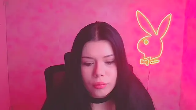 Snapshot of Mona_Esty chatting on 15, 11, 2025 Mona Esty online show from 15, 11, 2025