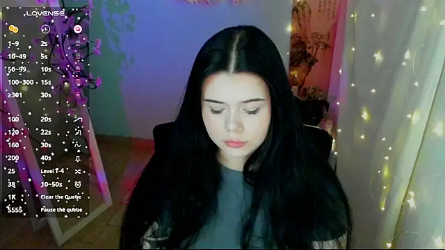 Mona Esty online show from 5, 7, 2026