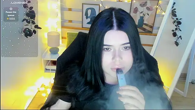 Mona Esty online show from 9, 2, 2026