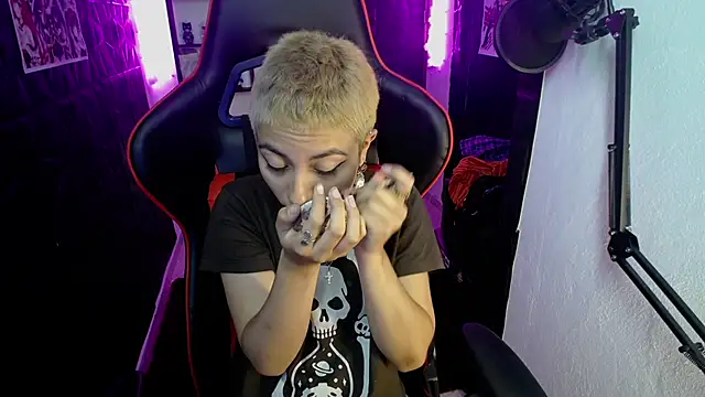 lunarichy22 online show from 14, 11, 2025