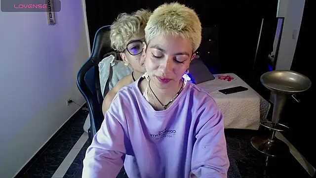 lunarichy22 online show from 5, 12, 2025