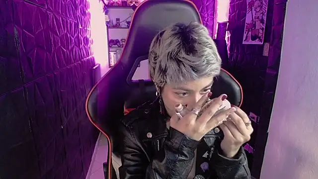 lunarichy22 online show from 24, 2, 2026